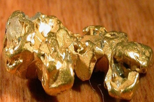 狗头黄金形成的原因，狗头黄金与普通黄